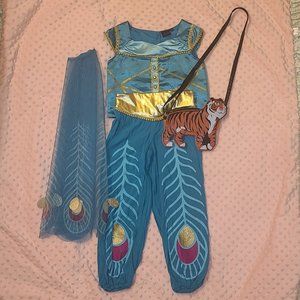 Disney Aladdin live action Jasmine costume size 6
